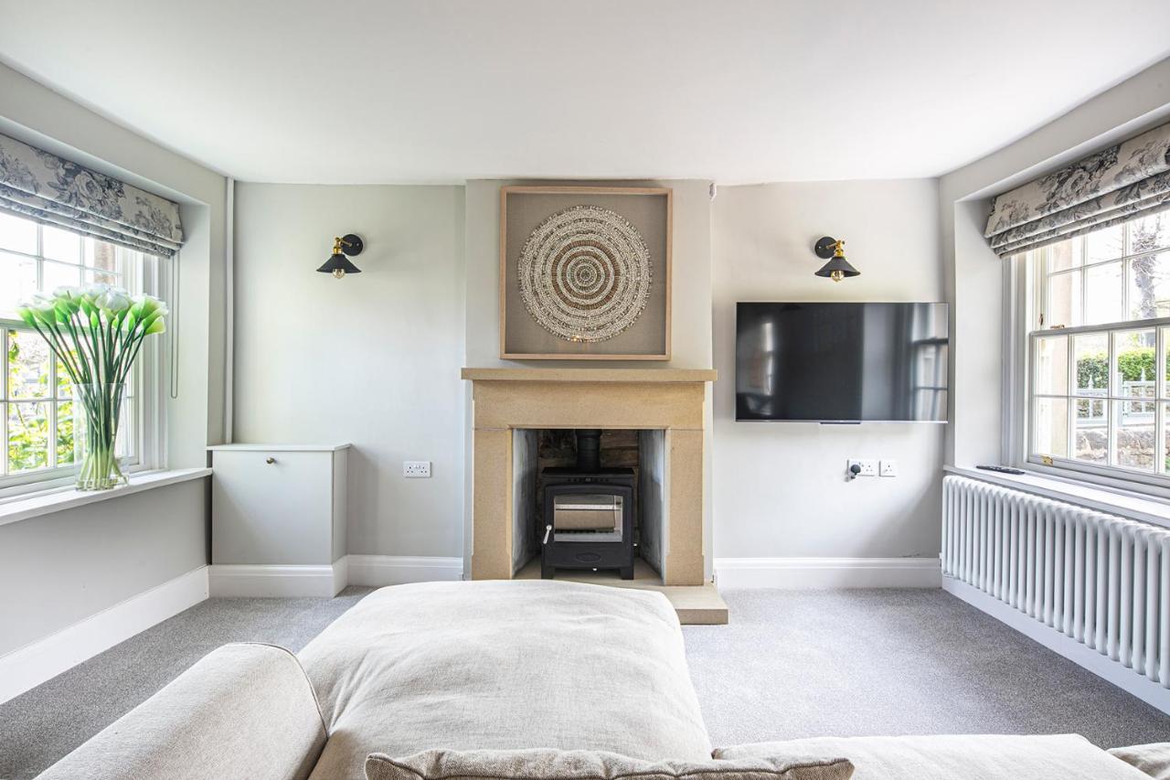 The Belle - A Lovingly Converted Grade II Listed Home From Home In Bakewell Kültér fotó